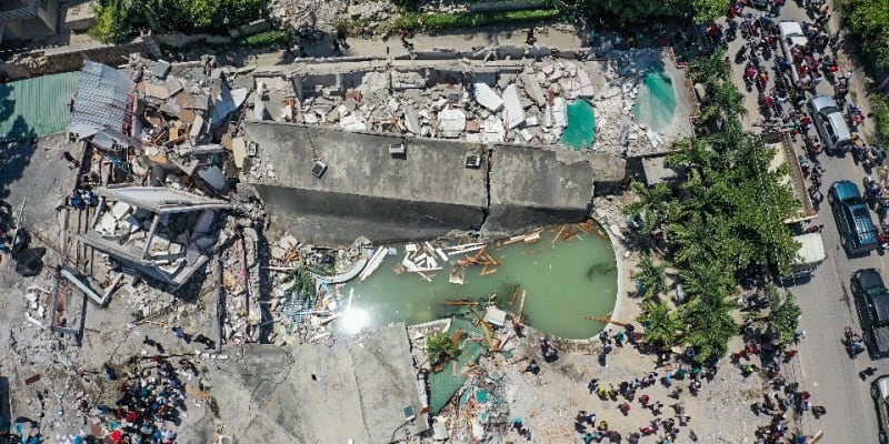 Následky ničivého zemětřesení na Haiti