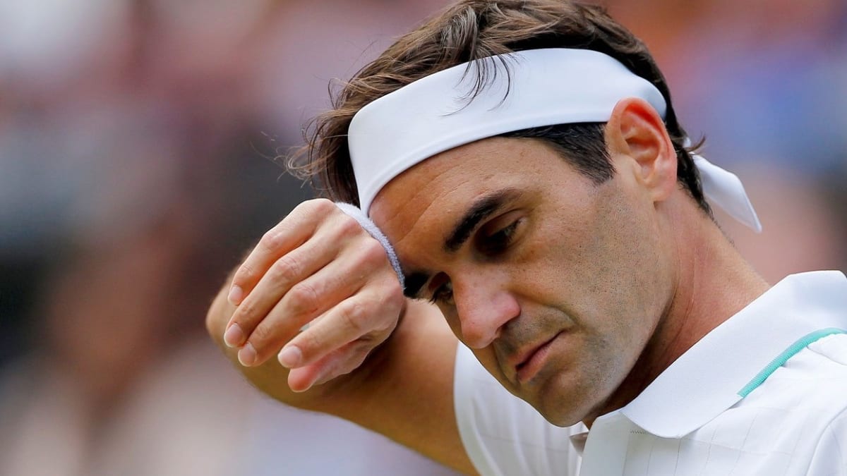 Roger Federer musí na třetí operaci kolene za krátkou dobu. A oficiální oznámení konce kariéry už je spíše jen otázkou času.
