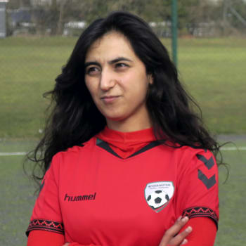 Khalida Popalová, bývala kapitánká afghánské ženské fotbalové reprezentace