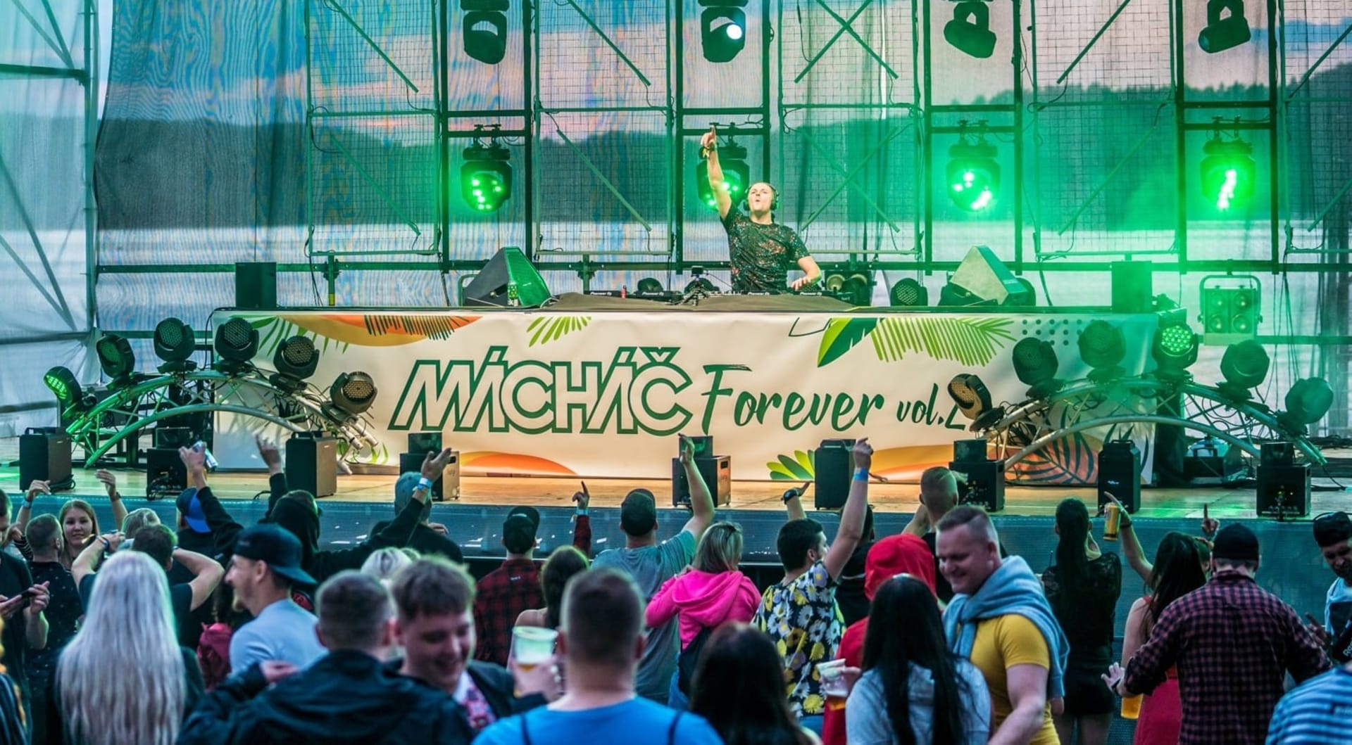 Festival Mácháč Forever začal v pátek 20. srpna a potrvá až do neděle. (zdroj: Mácháč Forever)
