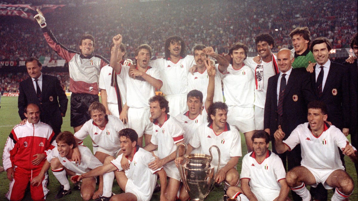 Jedním z nejsilnějších fotbalových mužstev všech dob byl AC Milán s hvězdným nizozemským triem Ruud Gullit, Marco van Basten, Frank Rijkaard.