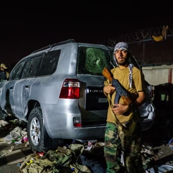 Při explozi v Kábulu přišli o život také bojovníci Tálibánu.