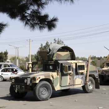 Tálibán má nyní v arzenálu obrněné i neobrněné verze amerických terénních vozidel Humvee.