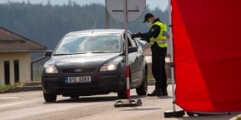 Rakousko zpřísní pravidla na hranicích. Neočkovaní půjdou do karantény