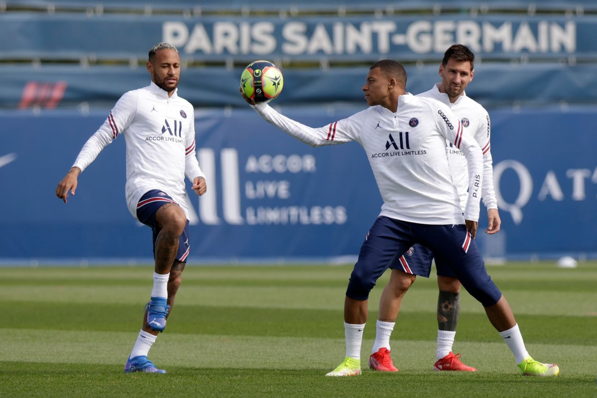Kylian Mbappé při tréninku PSG v Laye nedaleko Paříže. 