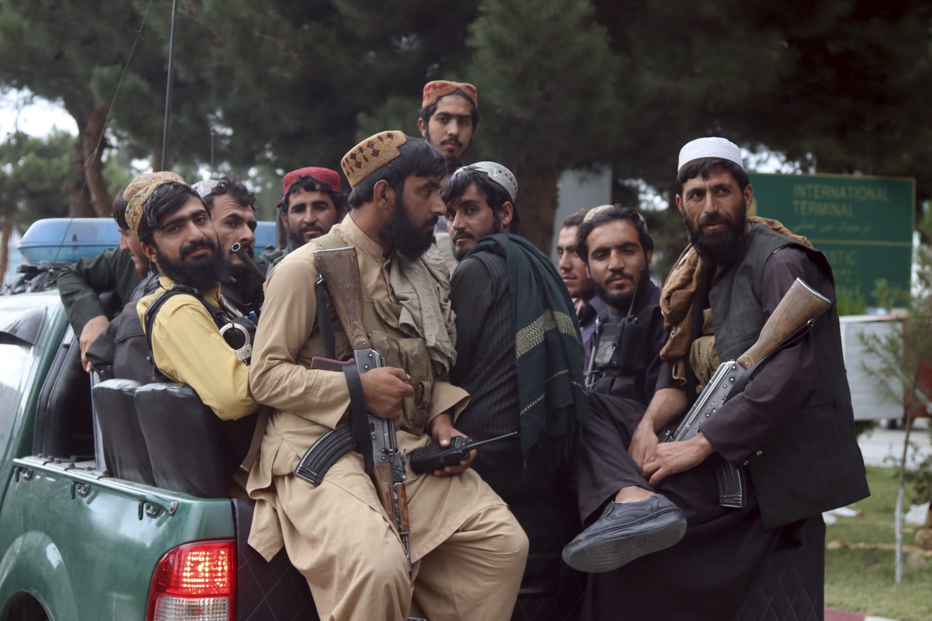 Bojovníci Tálibánu brutálně zbili a znásilnili homosexuála. (Ilustrační foto)