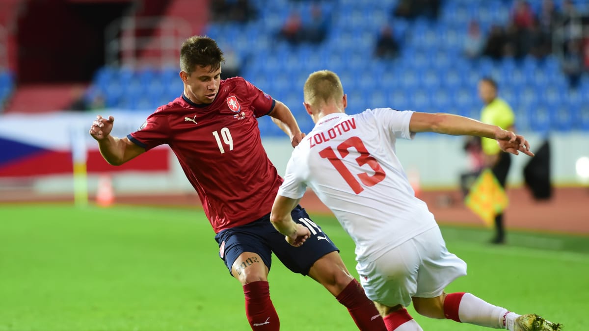 Česko porazilo Bělorusko 1:0 v kvalifikaci o MS. Na gól přihrával Adam Hložek (na snímku).