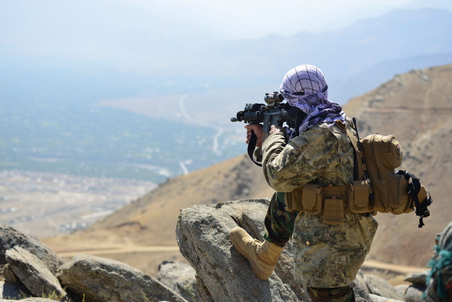 Fronta národního odporu Afghánistánu brání údolí Pandžšír.