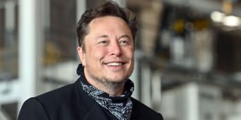 Němci přispějí Tesle na Gigafactory. Ze 130 miliard korun by mohl Musk získat až pětinu