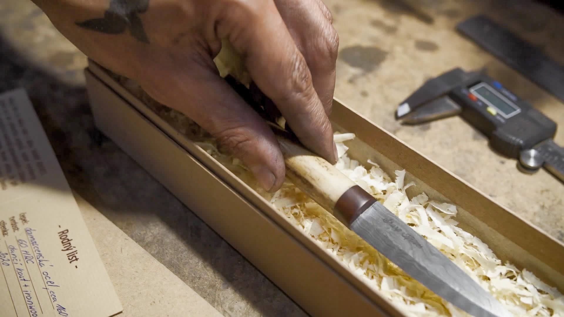 Každý nově vyrobený nůž je originál