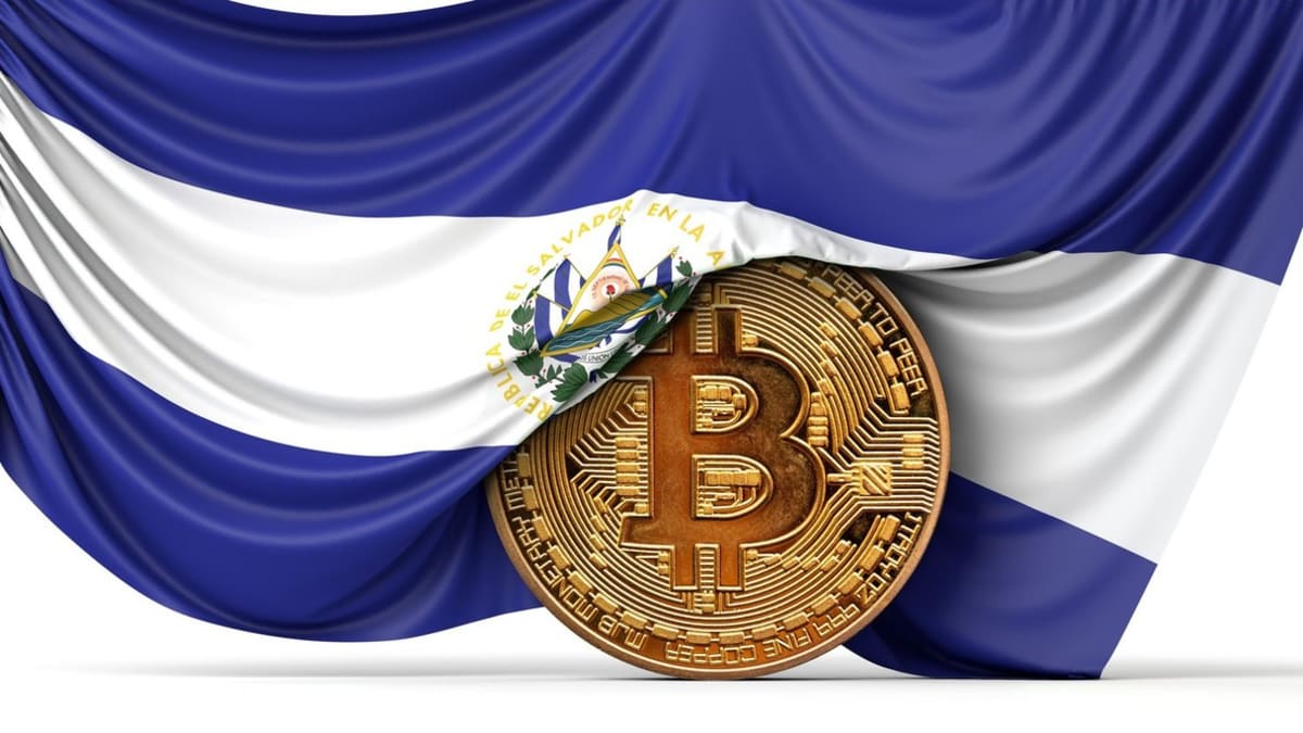 V Salvadoru se začalo platit vedle dolaru i bitcoinem.