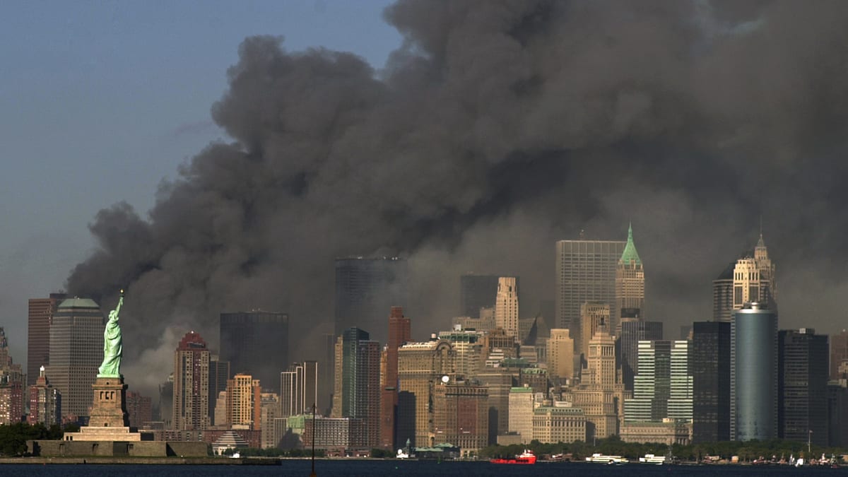 Toxický dým halí New York, Amerika byla v šoku.