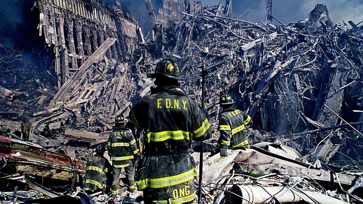Obraz zkázy. Ruiny World Trade Center po útoku z 11. září.