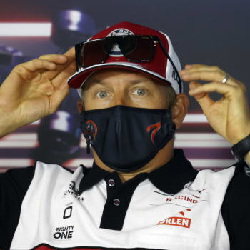 Kimiho Räikkönen po sezoně odchází z formule 1. Poprvé se v ní objevil už v roce 2001.