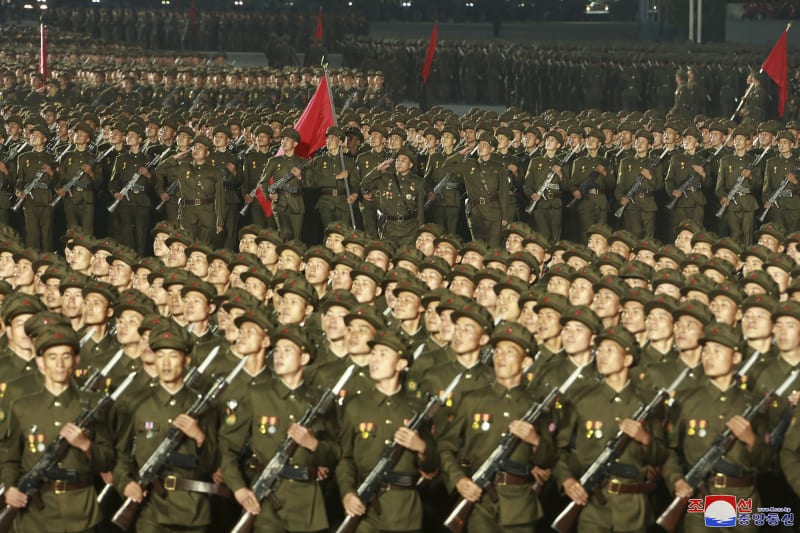 Vojenská přehlídka v Severní Koreji