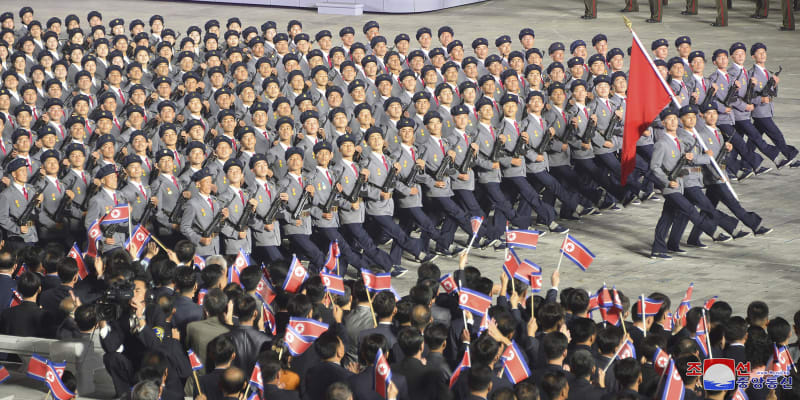 Vojenská přehlídka v Severní Koreji