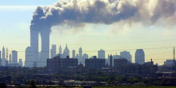 Osudné 11. září OBRAZEM: Pád věží trval jen vteřiny, trosky hořely celé měsíce