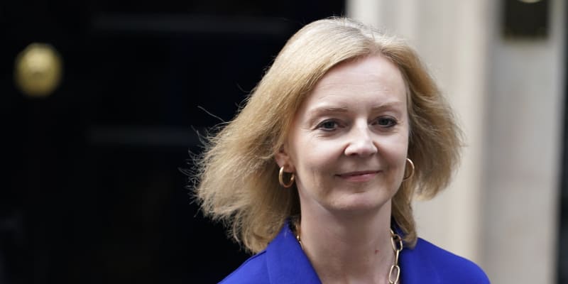 Dosavadní ministryně obchodu Liz Truss povede nově britskou diplomacii.