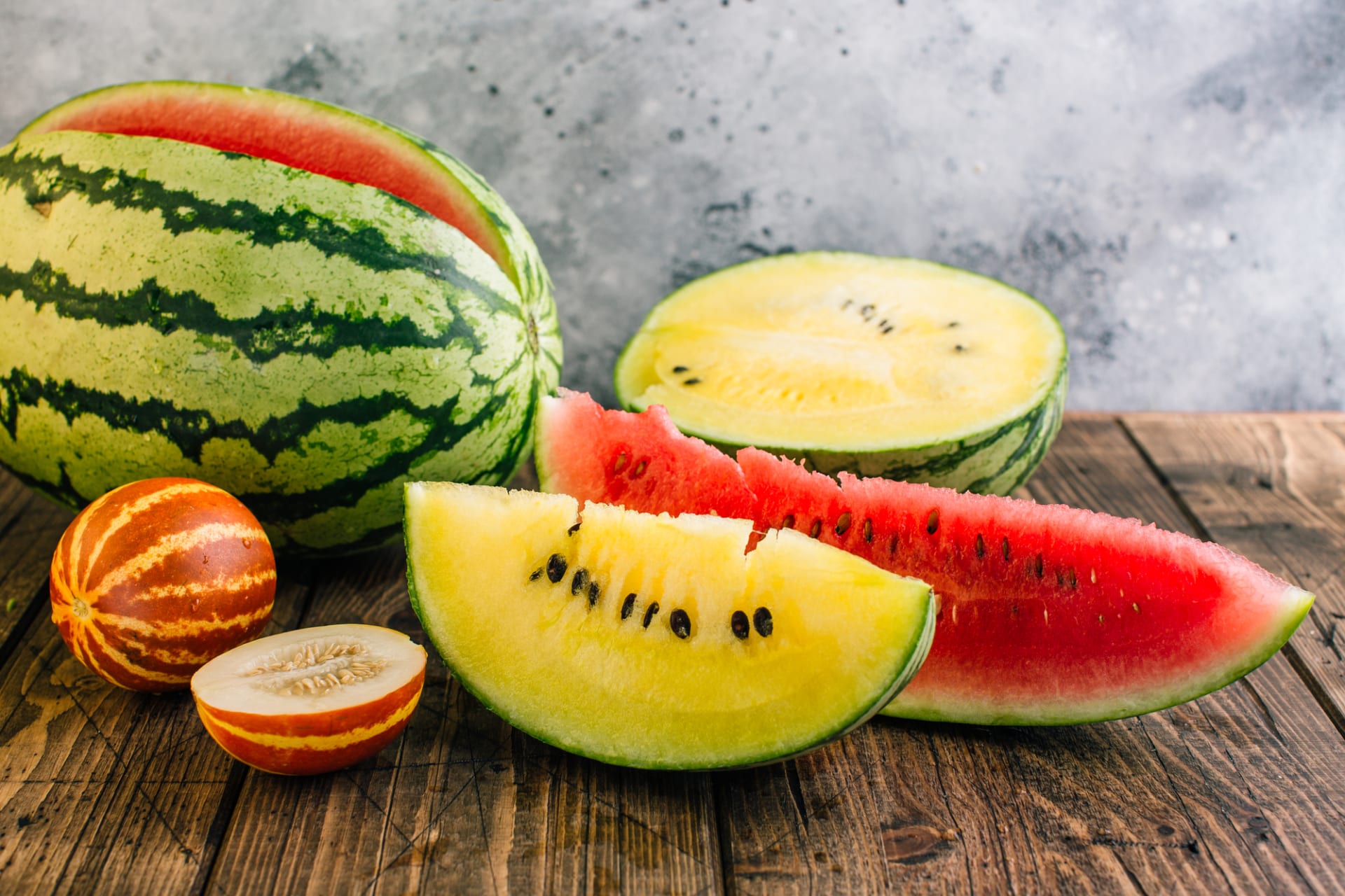 Vodní melouny nejsou jen červené, ale známe i kultivary žluté, bílé nebo oranžové