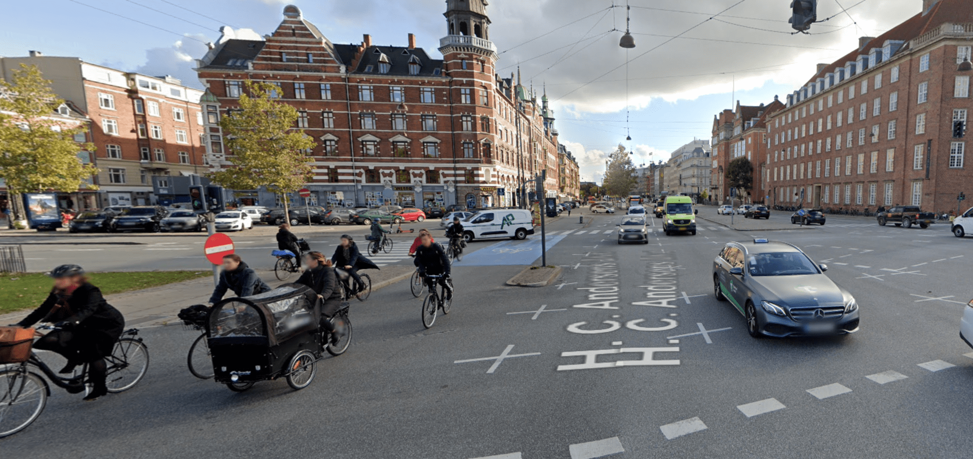 V Kodani si cyklisté a řidiči nepřekážejí - Google views