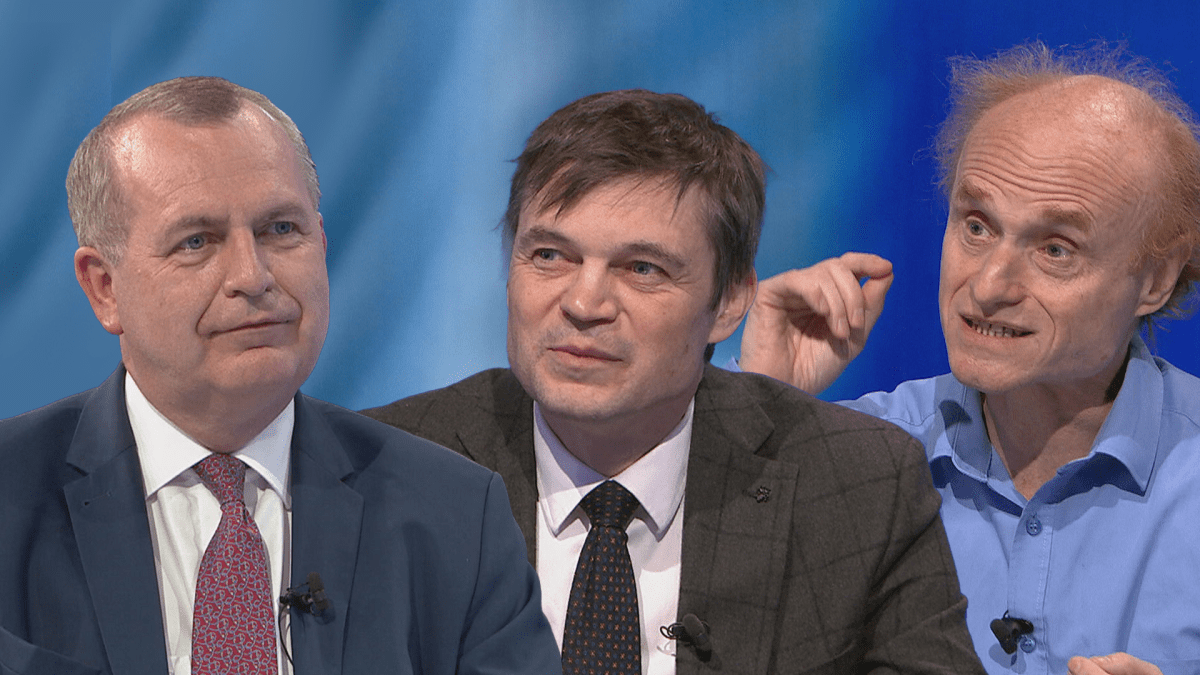 Hosty pořadu Co Čech, to politik! byly Tomáš Zima, Lukáš Pollert a Jaroslav Flegr.
