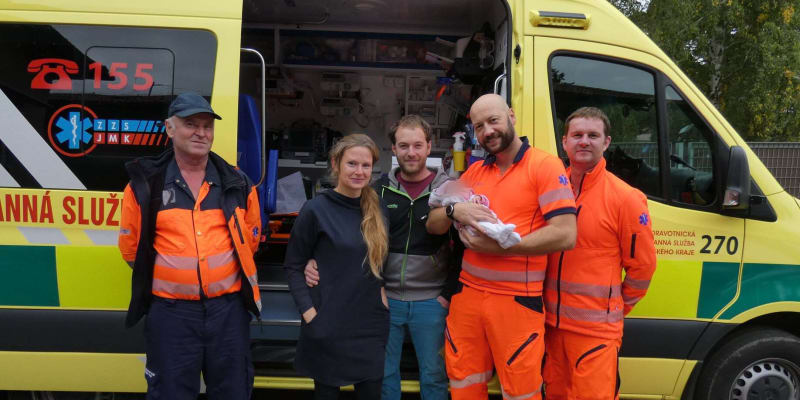 Rodiče malé Elenky chtěli poděkovat záchranářům, a tak jim nechali v nemocnici vzkaz.