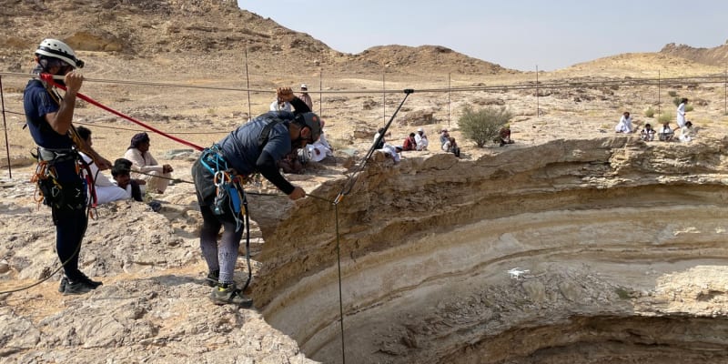Vědci poprvé prozkoumali Barhoutovu studnu v Jemenu