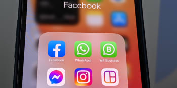 Konec světa pro mladé se nekoná. Facebook, Instagram a WhatsApp začaly po výpadku znovu fungovat
