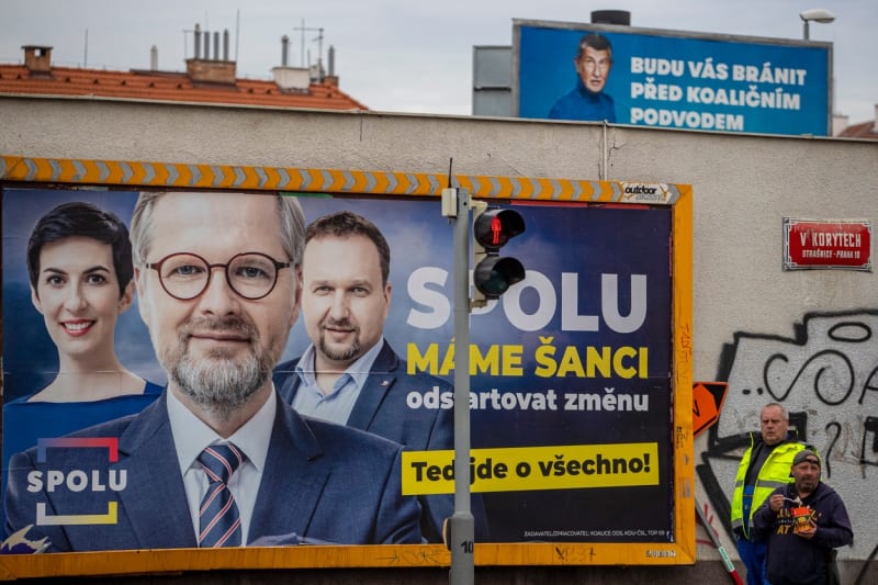 Volební plakáty koalice Spolu.
