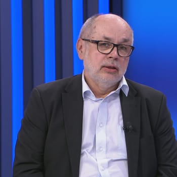 Jiří Pehe říká, že situace ohledně skládání vlády je v kontextu zdravotního stavu prezidenta Miloše Zemana opravdu vážná.