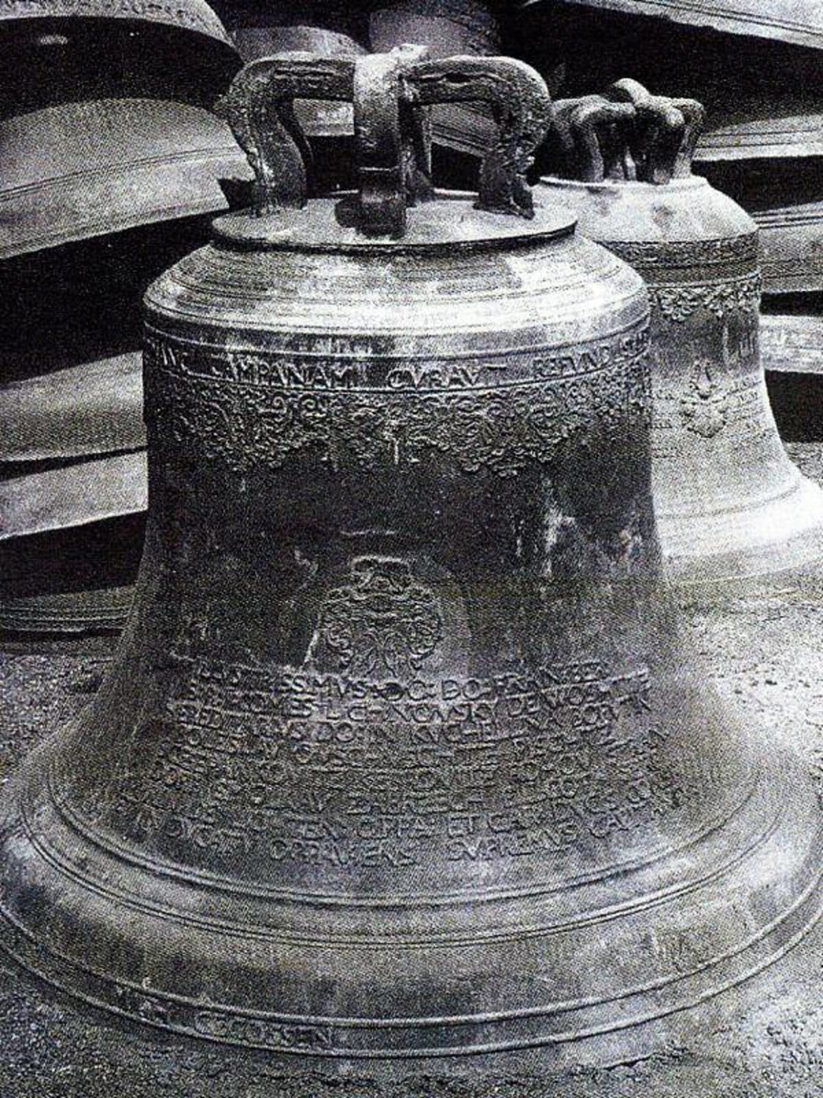 Zrekvírované zvony z Opavska v roce 1942, foto: Obecní úřad Píšť