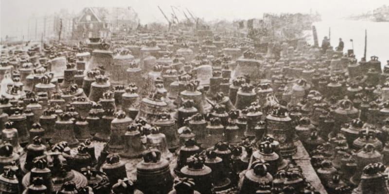 Skladiště zrekvírovaných zvonů v Hamburku během války, foto: biskupství Rottenburg-Stuttgart