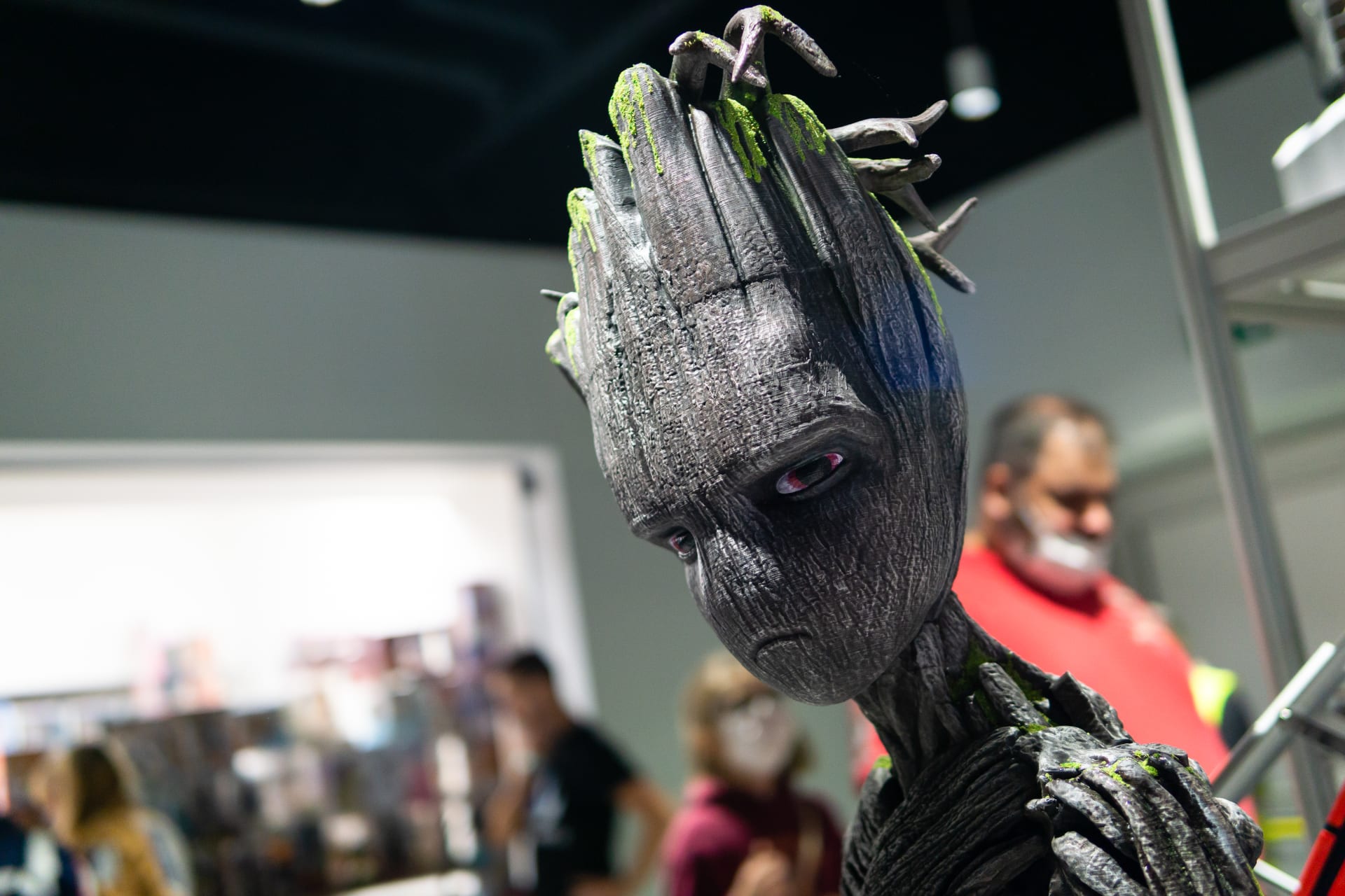 Na festivalu vyrostl také Groot ze Strážců galaxie.