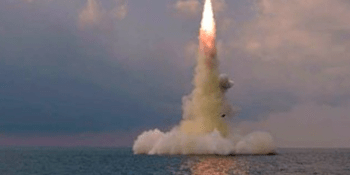 KLDR odpálila balistickou raketu. Podle expertů proti ní neexistuje účinná obrana