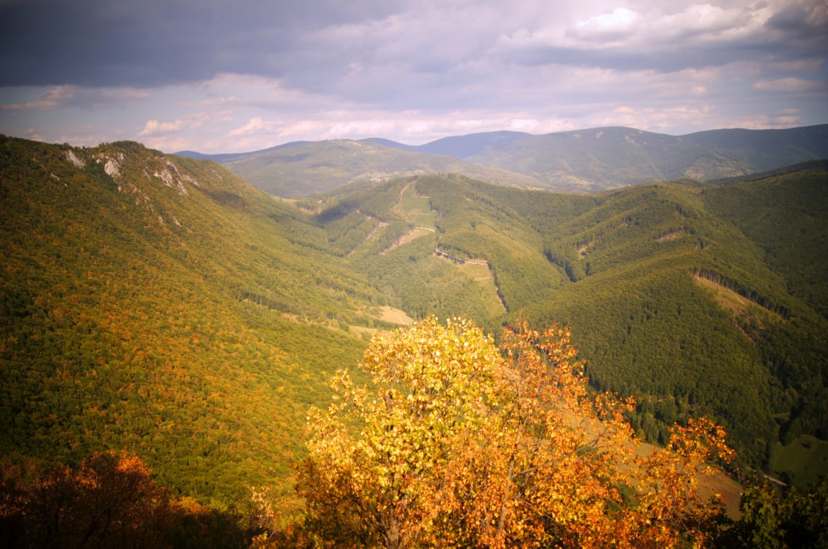 Podzimní Muráňská Planina z Muráňského hradu