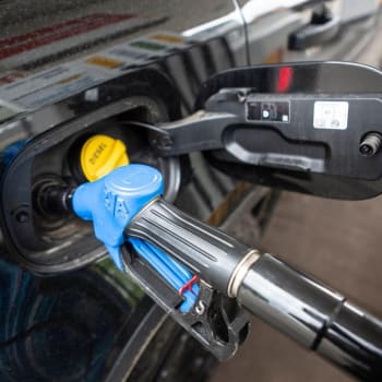 AdBlue je teď pro výrobce kvůli drahému plynu nerentabilní, krize může trvat