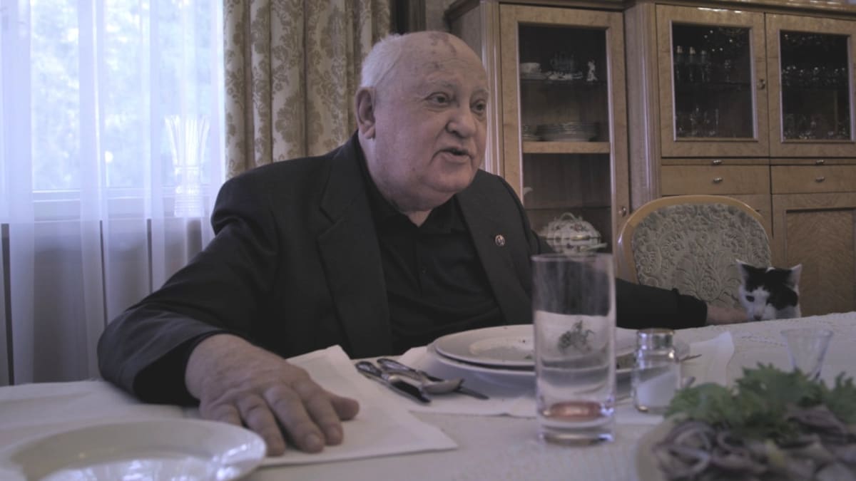 Michail Gorbačov ve snímku „Gorbačov. Ráj“
