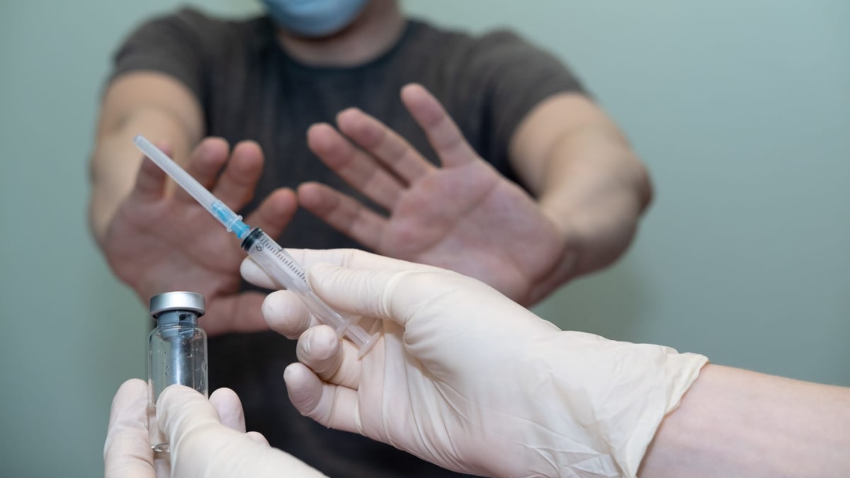 Více než polovina Čechů nesouhlasí se zavedením povinného očkování proti covidu. (Ilustrační foto)