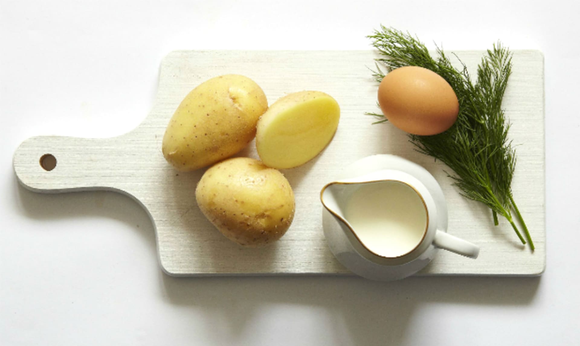 Koprová omáčka se ztraceným vejcem a novými bramborami 2