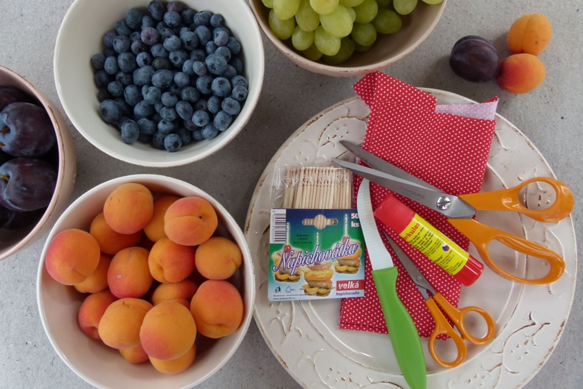 Co budete potřebovat na lodičky z ovoce