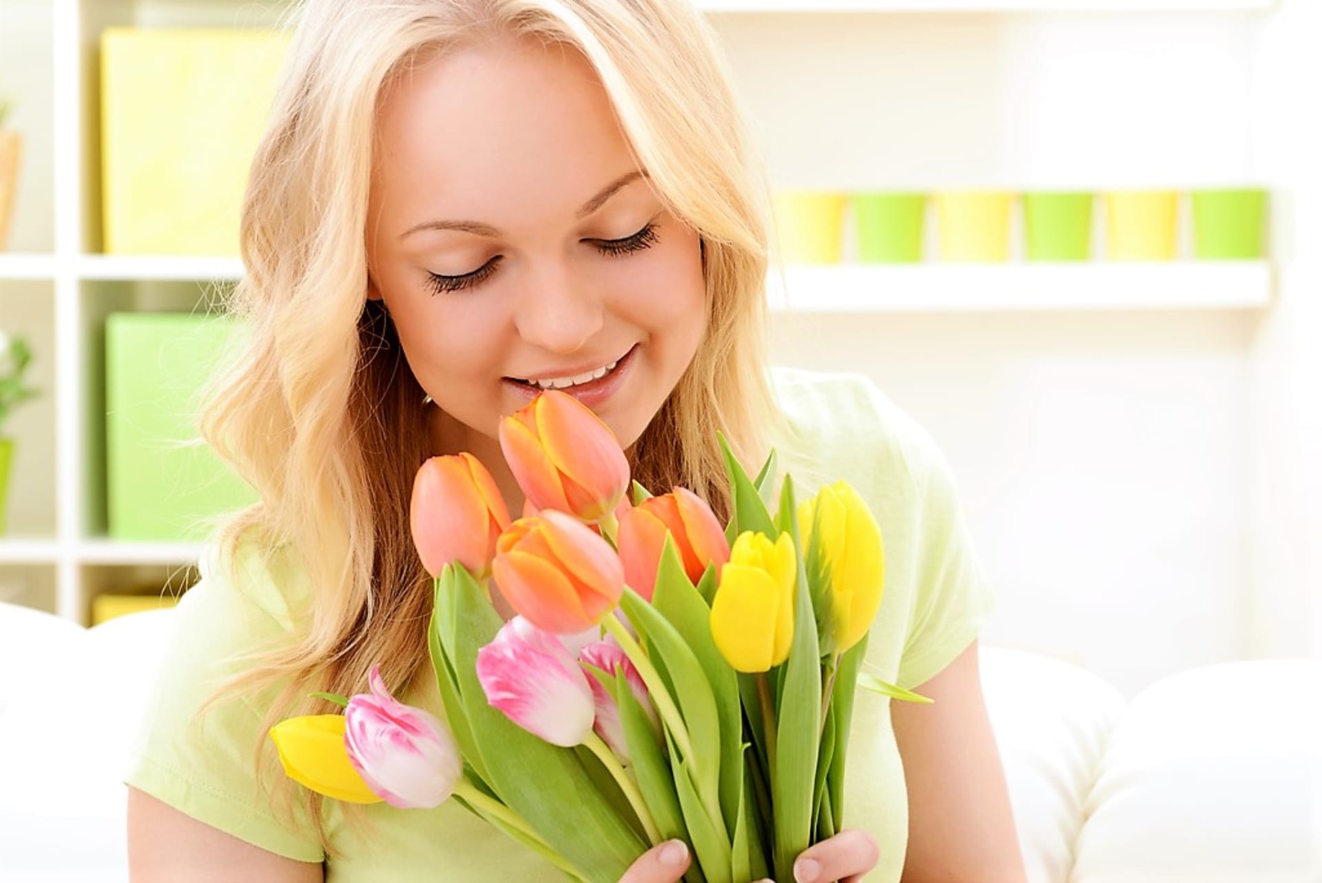 Kytice řezaných květin potěší jako dárek k narozeninám nebo svátku, stejně na MDŽ, Den matek, Valentýna, 1. máje anebo třeba jen tak pro potěšení... 
