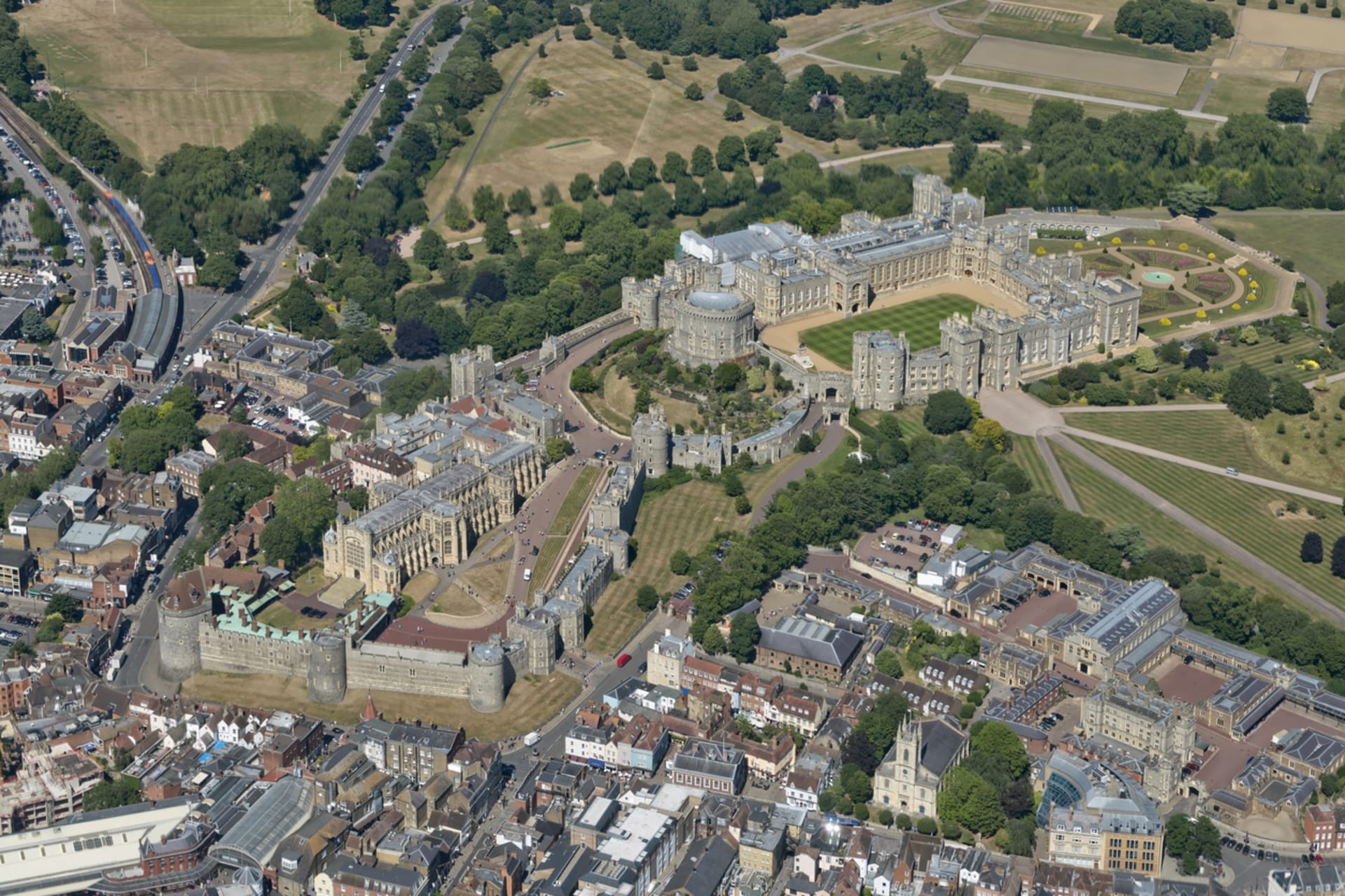 Windsorský hrad na leteckém snímku