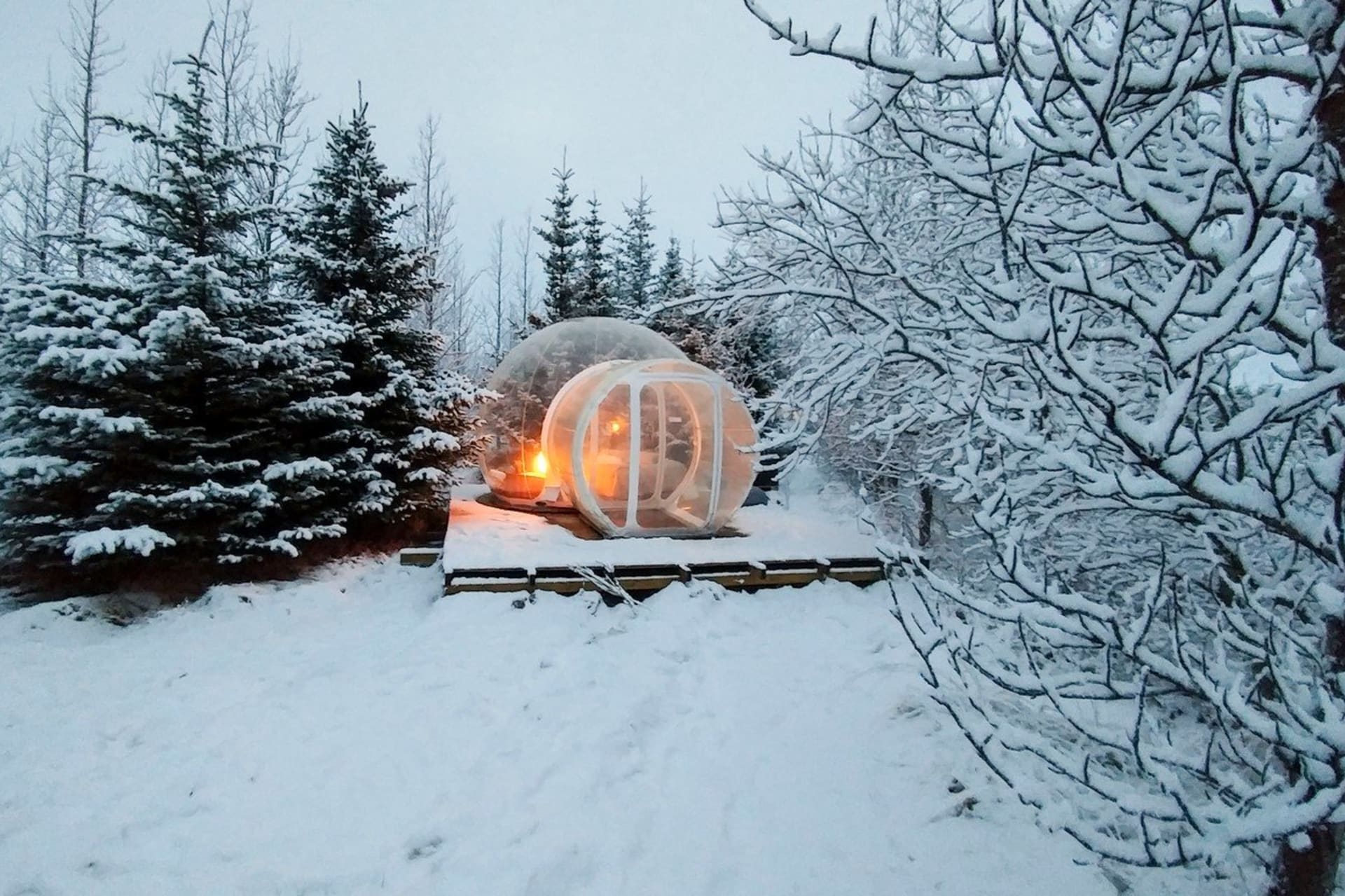 Hotel v bublině na Islandu - Obrázek 1