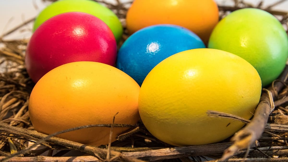Barevná velikonoční vajíčka