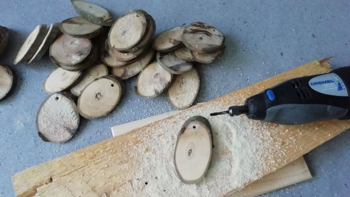 Připravte si dřevěné oválky