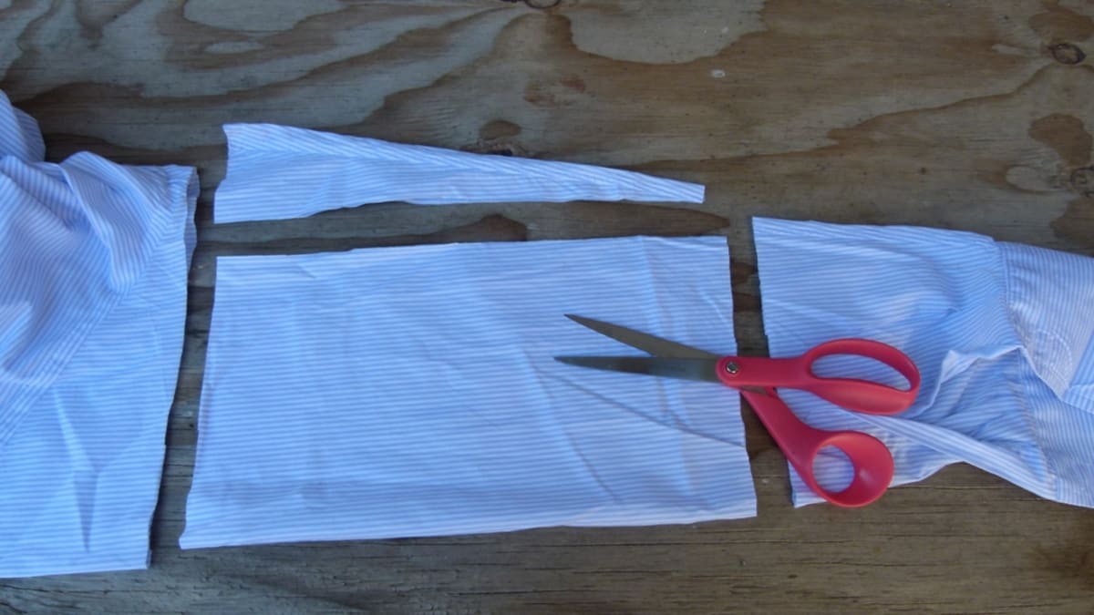 Vyšívaný sáček s levandulí ze staré pánské košile 2