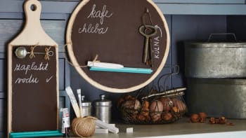 DIY: Tabule do kuchyně je stylovou dekorací i praktickým pomocníkem. Návod, jak si ji vyrobit