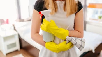 Tyto 4 věci v domácnosti čistíme příliš často. Co můžeme nechat špinavé?