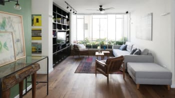 Svěží byt pro mladé: Z malého prostoru vzniklo útulné bydlení plné světla