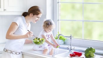Vodu z nudlí použijte na vaření polévky aneb Jak v kuchyni ušetřit vodu